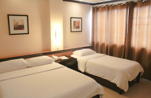 Bacolod Hotel | O Hotel