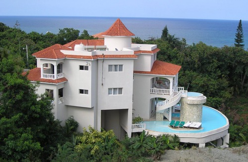 Puerto Plata Villa | Ocean view, large pool, waterfall, cinema, gym, near the beach, STAFF INCLUDED.