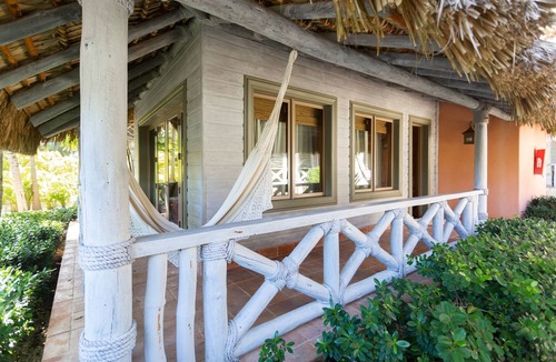 Punta Cana Villa | Oceanfront Caleton villa with big pool, butler and golf cart