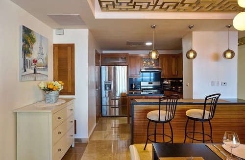 San Geronimo House | Oceanfront Escape | Malecón Center| Yellowkey