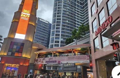 Bagumbayan Condo | One bedroom condo unit in Eastwood quezon city with fast free wifi