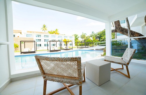 Cabarete Apartment | Outstanding 2 Bedroom Apartment, Pool View (B)