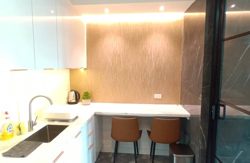 Bonifacio Global City Apartment | Palatial Studio at AVANT in BGC