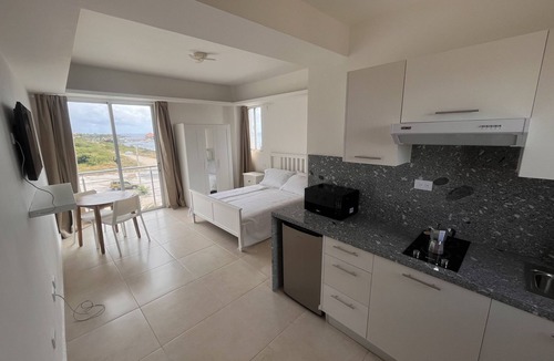 Residencial ROMANA Hotel | Palmares Suites