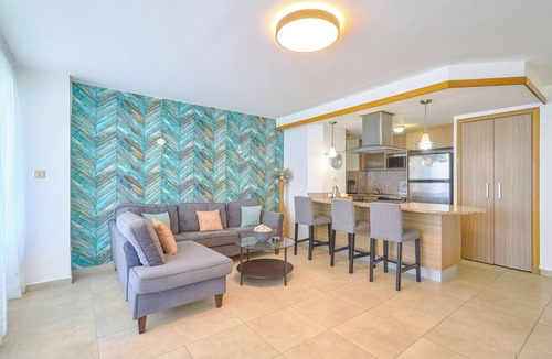 Villas Del Mar Apartment | PanoramicView| Beachfront| Fast WiFi| FullKitchen