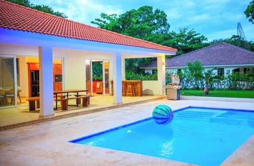 El Batey Villa | Paradise in Sosua Villa Consuelo 129 4 bedroom villa