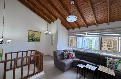 La Iglesia House | Penthouse Suite in shared home near Punta Popy