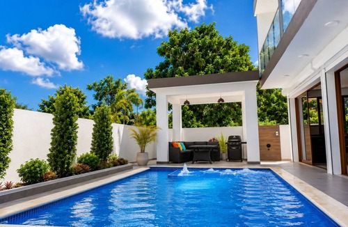 Centro Villa | Perfect 5-bedroom villa with AC and private pool in peaceful Río San Juan