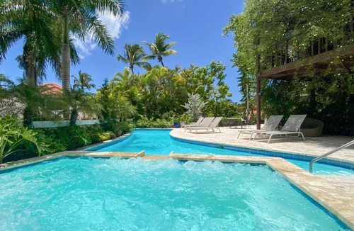 Las Pinas Villa | PIÑAS13 Tropical Holidays in Casa de Campo - 4BDR with private pool and jacuzzi