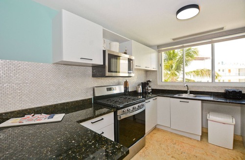 El Cortecito Condo | Playa Turquesa E-401 Premier Beachfront Ocean View Penthouse/50mbps Wifi