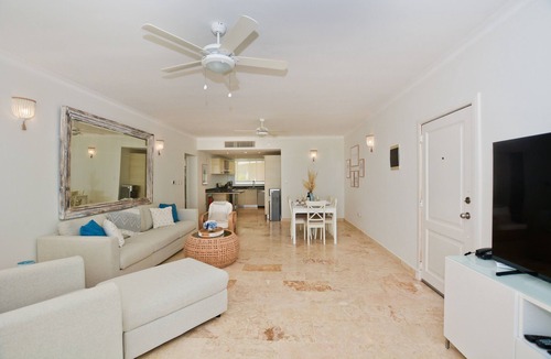 El Cortecito Condo | Playa Turquesa G-201 Premier Beachfront FRONTLINE Ocean View 100mbps Wifi