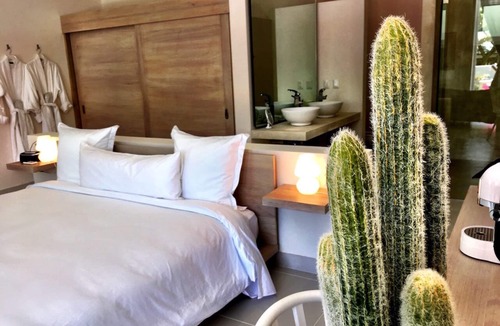 El Batey Hotel | Pool Suite - Luxury Hotel Boutique Casa 22 - South Beach