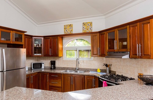 Playa Chiquita Villa | Premium Villa with Private Pool and Barbecue