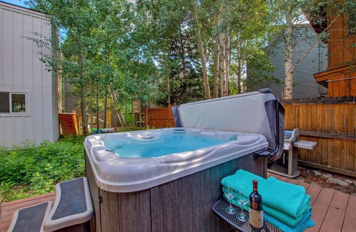 Frisco House | Private Jacuzzi, Single Family Home 2 blocks to Center Downtown, Family Friendly