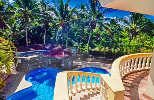Higuey Villa | Private Montaña Pool Villa with Horseback Riding