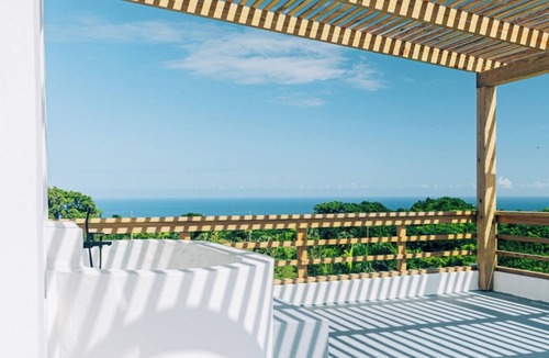 Cabrera Villa | Private Villa/Infinity Pool/26 guests/14 King Size Beds/8 bedrooms/8.5 baths