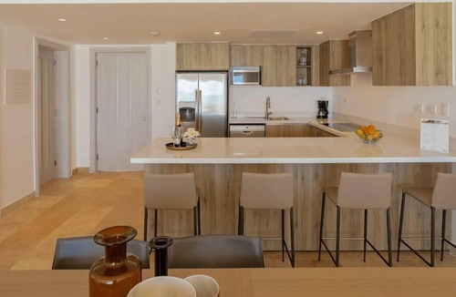Cap Cana Marina Apartment | Punta Palmera Beach Front with private cold jacuzzI