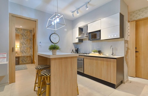 Viejo Arroyo Hondo Apartment | ®{Peaceful~Retreat} @DowntownSD +HotTub+Gym+Family