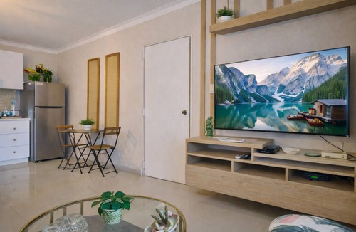 Santo Domingo Oeste Apartment | ®{The-Comfty-Spot} Experience @SD +WiFi