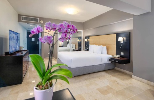 Ensanche Naco Hotel | Radisson Hotel Santo Domingo