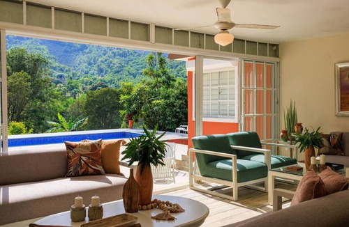 Pedro Brand House | Relax in this Spacious and Fresh Hillside Villa in La Cuaba | Private Pool