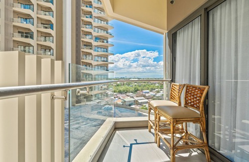 Maribago Condo | Relaxing 1-Bedroom Resort Condo with spacious balcony at Mactan, Lapu-lapu City