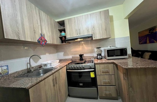 Pantoja Apartment | Residencial Altos de Colombia, Relax Near Embassy