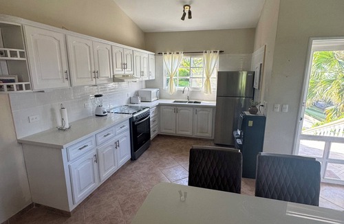 El Batey House | RESIDENTIAL HISPANIOLA, walking distance to town & beach