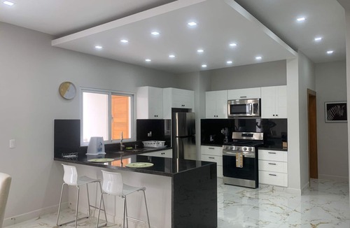 La Ceiba Condo | Romantic family friendly condo 5 min from beautiful Playa Bonita