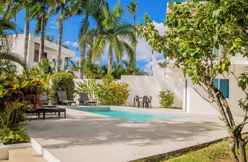 Las Terrenas Hotel | Room in hotel casa pierretta, downtown, near the beach. Las terrenas