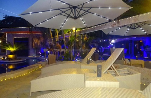 Playa Chiquita Bed & Breakfast | Room + yummy breakfast, steps from casino/beach, guest-friendly, pool/TV/WiFi