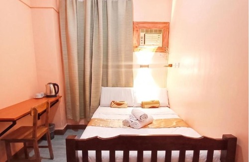 Plainview Hotel | Rooms 498 by RedDoorz near Boni Avenue