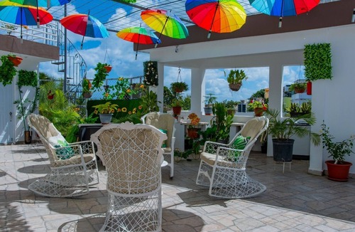 Los Maestros Apartment | ROYAL TERRACE DUKE V