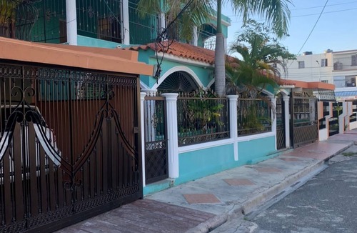 Alma Rosa Apartment | Santo Domingo apartment east Moises urbanization, 40 minutes BOCA CHICA BEACH.