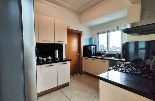Evaristo Morales Apartment | SD City Center 4BR PH - Jacuzzi, BBQ & Luxury Stay