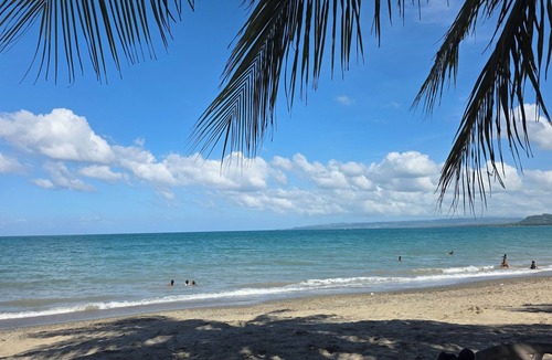 Sosua Apartment | Sea Breeze Escape. Perfect spot for family fun by the sea! Pack your flip-flops!