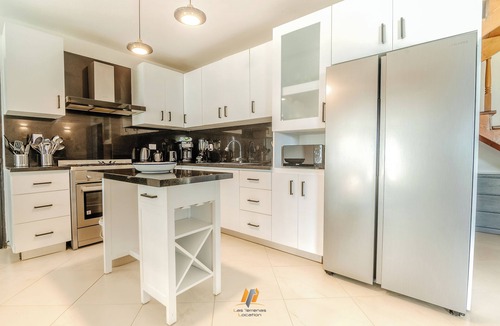 Las Terrenas House | Sea Front villa on the famous LAS BALLENAS BEACH/6BR A/C/Private pool/Wifi