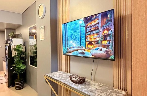 Barangay 76 Apartment | Shell Residences Condo Near MOA & NAIA by Keith Place