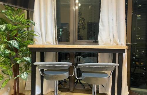 Legazpi Village Apartment | Sky Staycation KL Greenbelt, Isabel's Makati Rooms