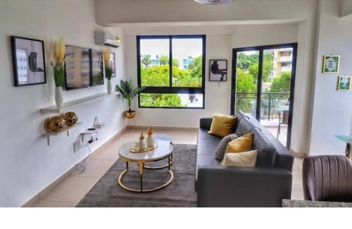 Gascue Condo | Sleek 1-Bedroom Condo w/Rooftop Hot tub in Gazcue
