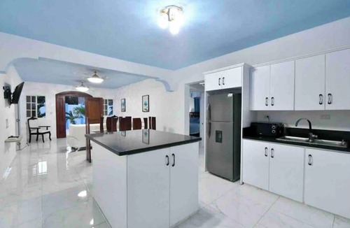 La Mulata Villa | Sosua villa 12Br available for bachelor party, Luxury VIP transportation
