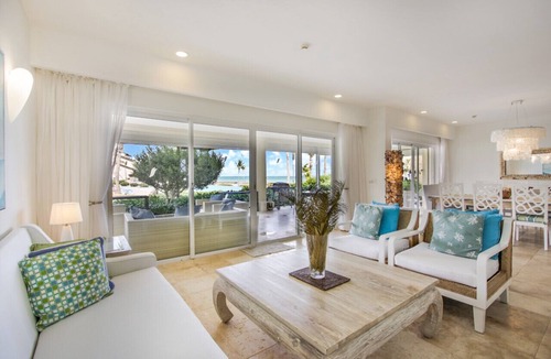 Punta Cana Apartment | Sotogrande: Beachfront condo w/housekeeper, plunge pool, beach & pool