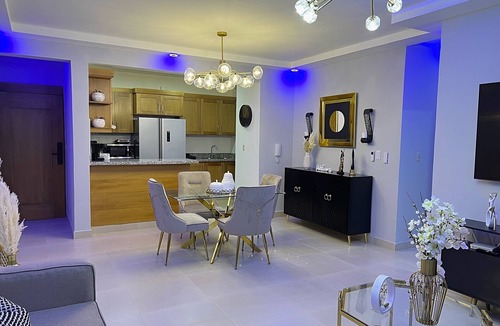 Centro Historico de Santiago Apartment | Spacious 3-bedroom Apt. w/Pool, Gym, private patio and BBQ in Santiago