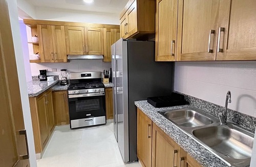 Centro Historico de Santiago Apartment | Spacious 3-bedroom Apt. w/Pool, Gym, private patio and BBQ in Santiago