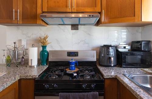 Altos de Arroyo Hondo Apartment | Spacious 3-bedroom apartment in pleasant Santo Domingo with AC and quiet space