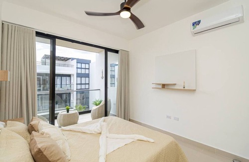 Los Melones Apartment | Spacious 3BD Penthouse Private Rooftop Sea Breeze
