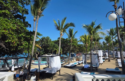 Puerto Plata Resort | Spacious 5-bedroom villa/AC at beach resort 15 restaurants/bars. All Inclusive!