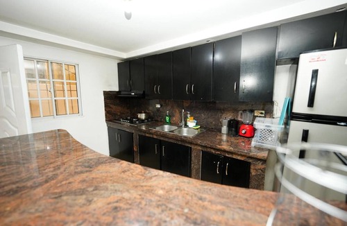 Prado Oriental Villa | Spacious 7-bedroom villa in charming Santo Domingo Este with AC, WiFi
