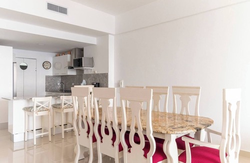 Villas Del Mar Apartment | Spacious Apto With Spectacular Views Of The Beach