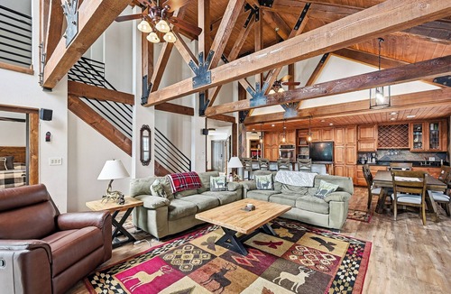 Brian Head Cabin | Spacious Cabin Perfect for Families & Ski Getaways with Game Room